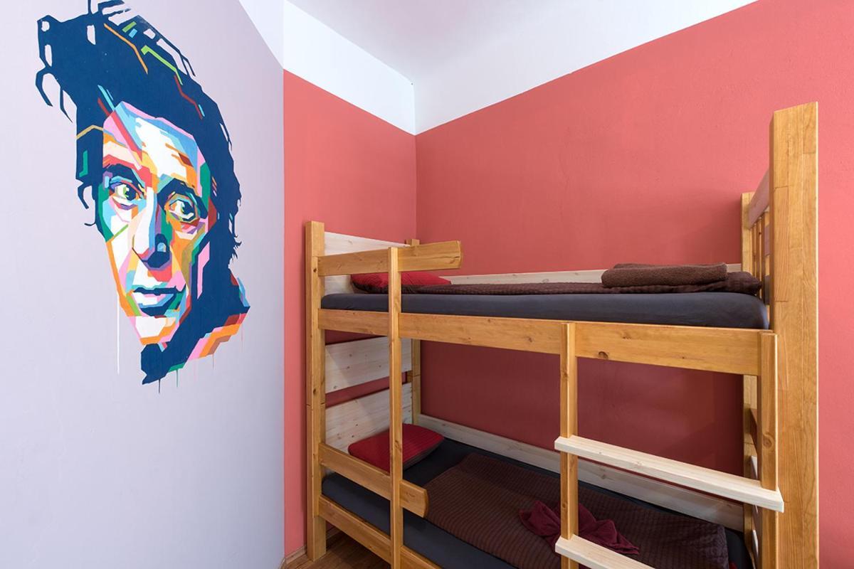 Hostel Elf Prague Luaran gambar