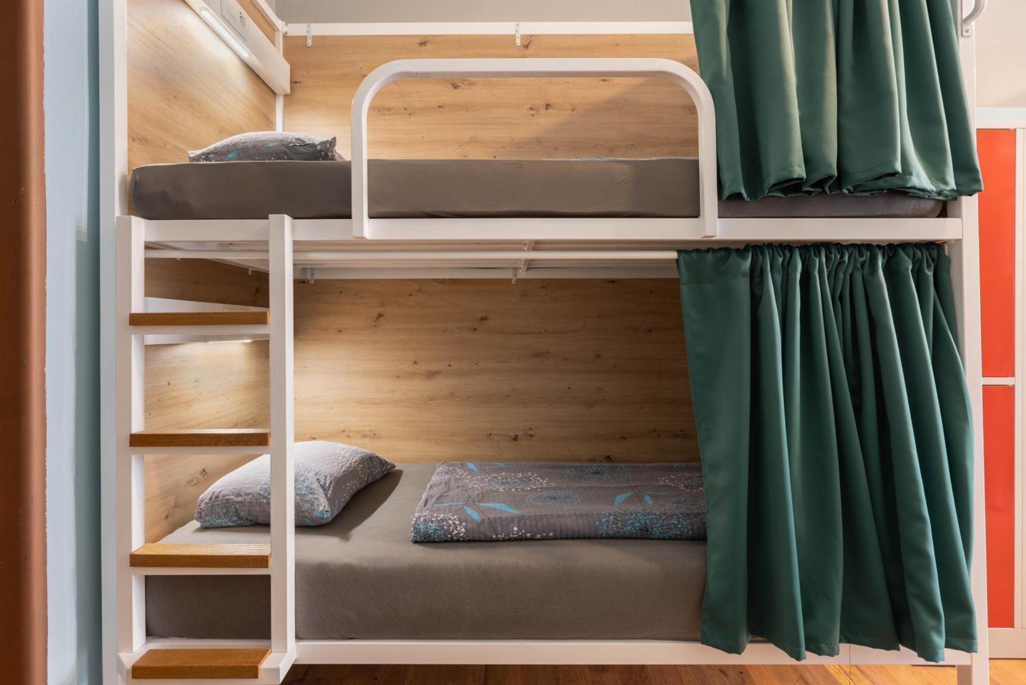 Hostel Elf Prague Luaran gambar