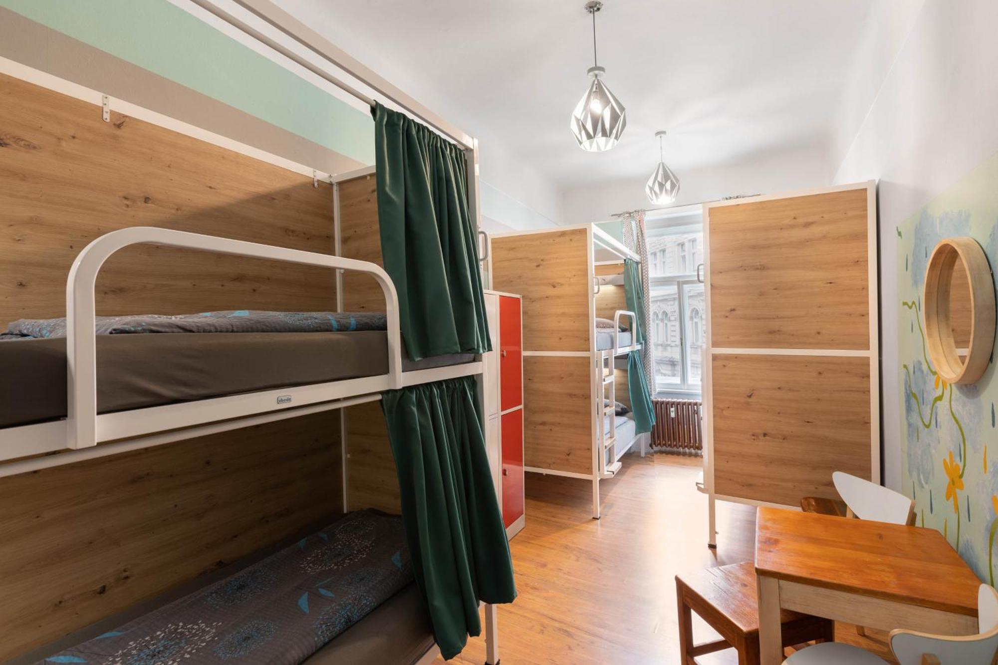 Hostel Elf Prague Luaran gambar